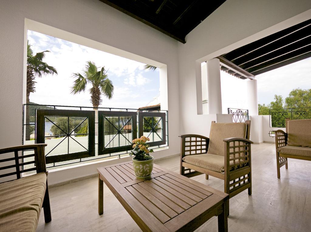 Izer Hotel Beach Club 托尔巴 客房 照片