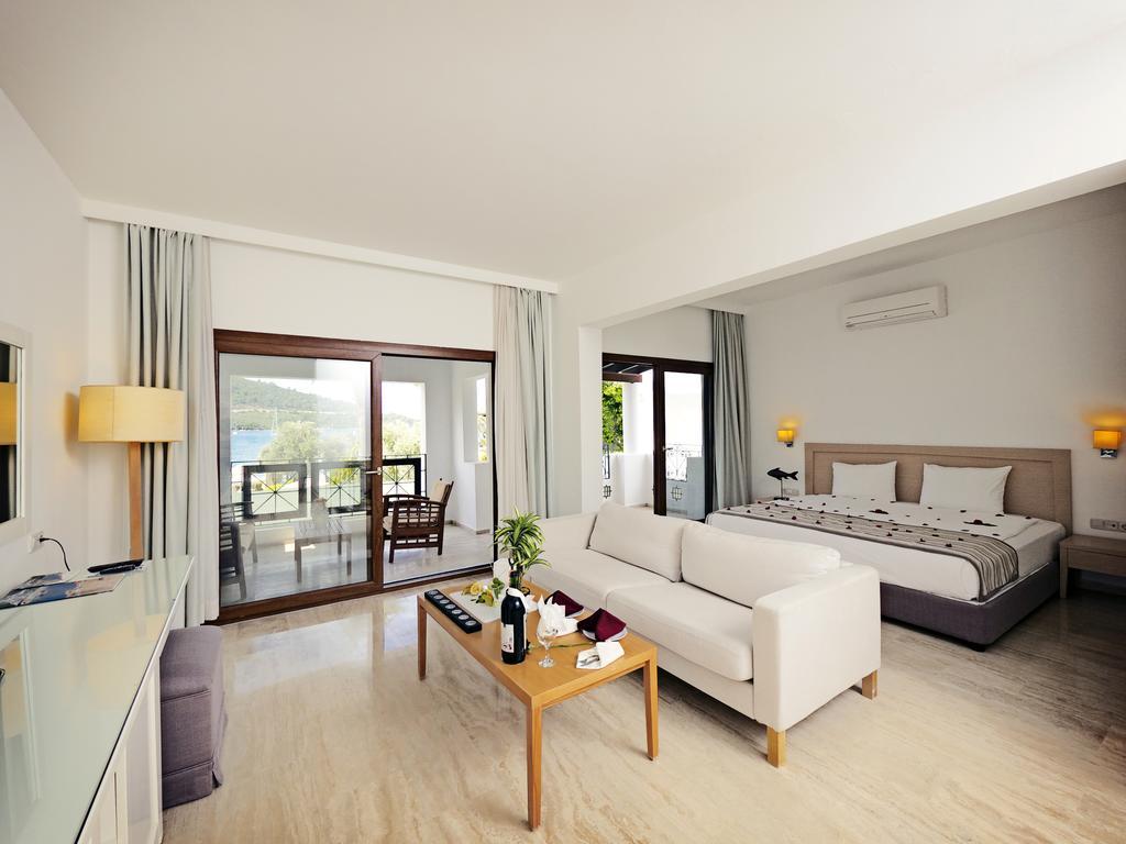 Izer Hotel Beach Club 托尔巴 客房 照片