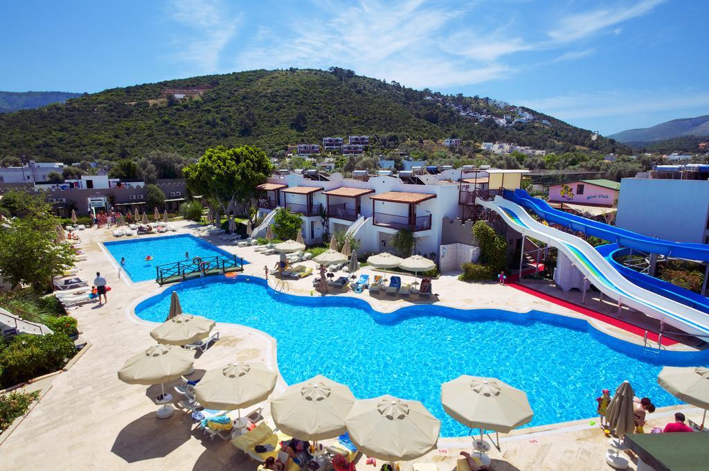 Izer Hotel Beach Club 托尔巴 外观 照片