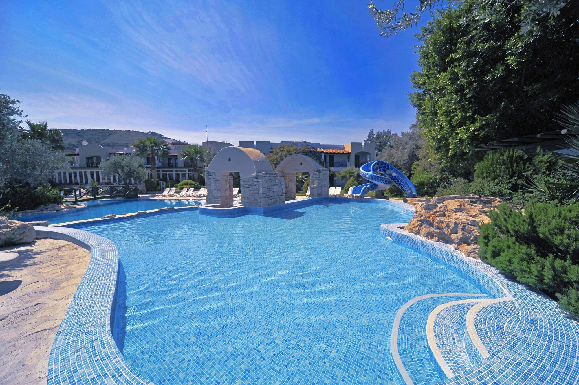 Izer Hotel Beach Club 托尔巴 外观 照片