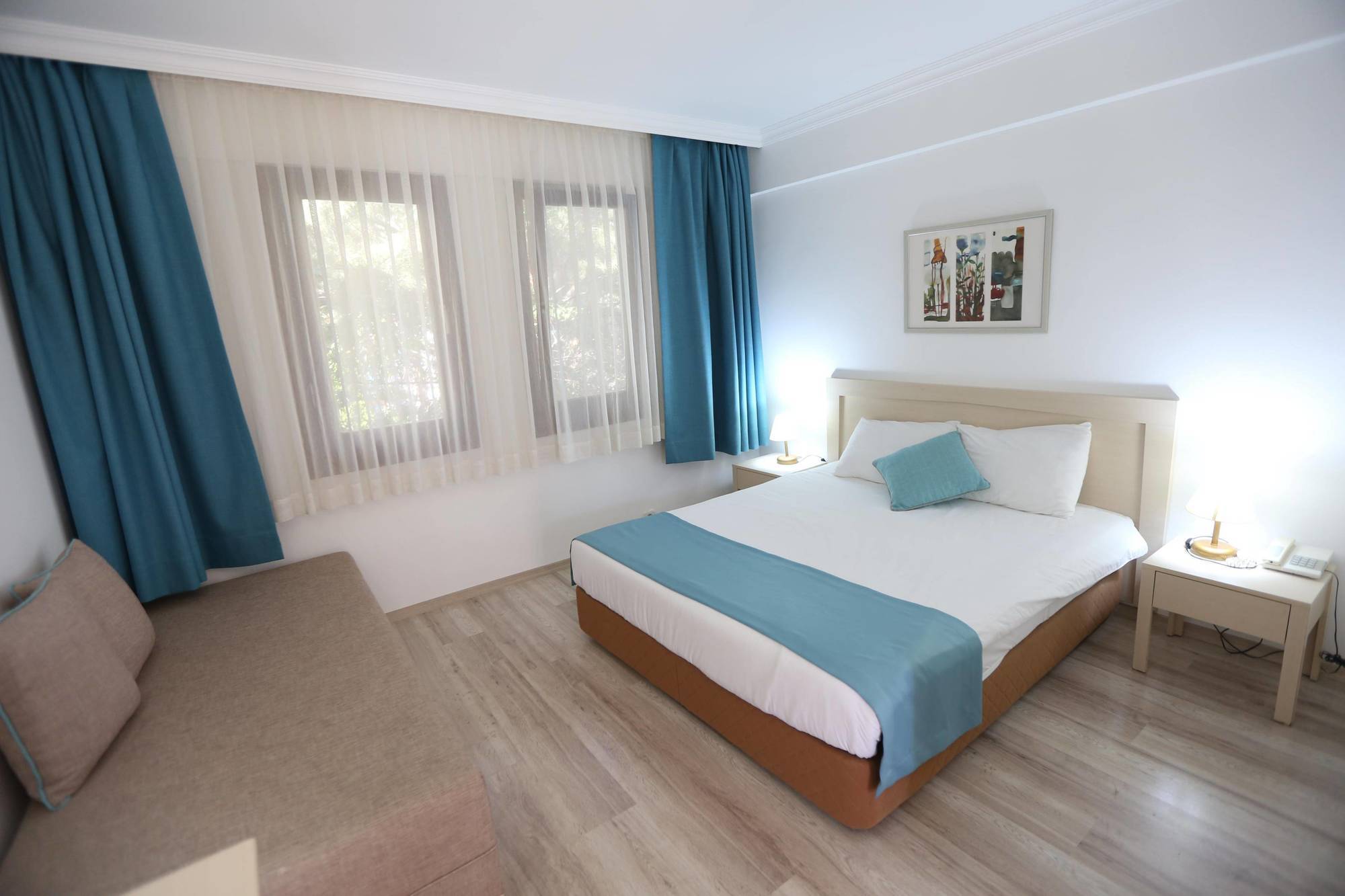 Izer Hotel Beach Club 托尔巴 外观 照片
